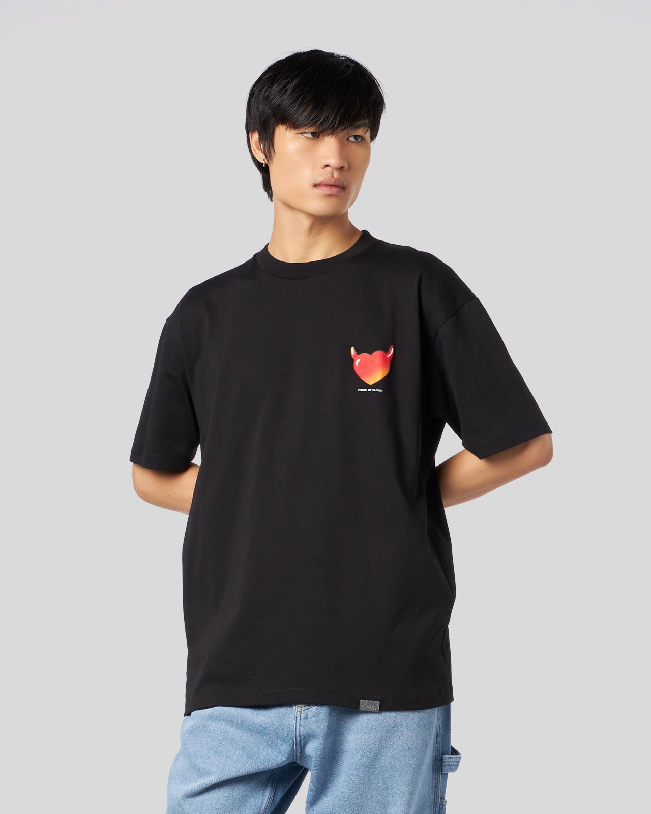 T-SHIRT NERA CON GRAFICA PUFFY LOVE