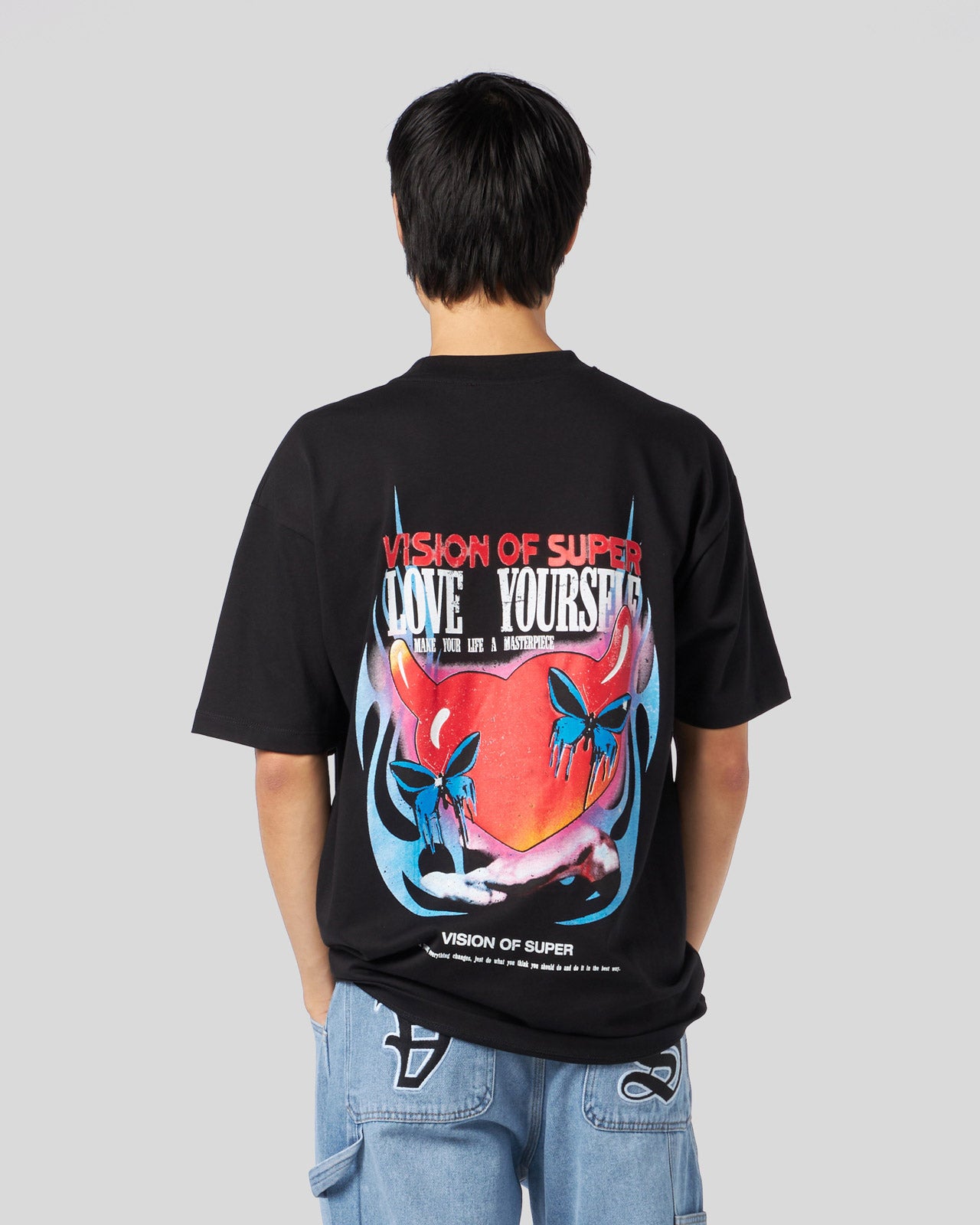 T-SHIRT NERA CON GRAFICA PUFFY LOVE