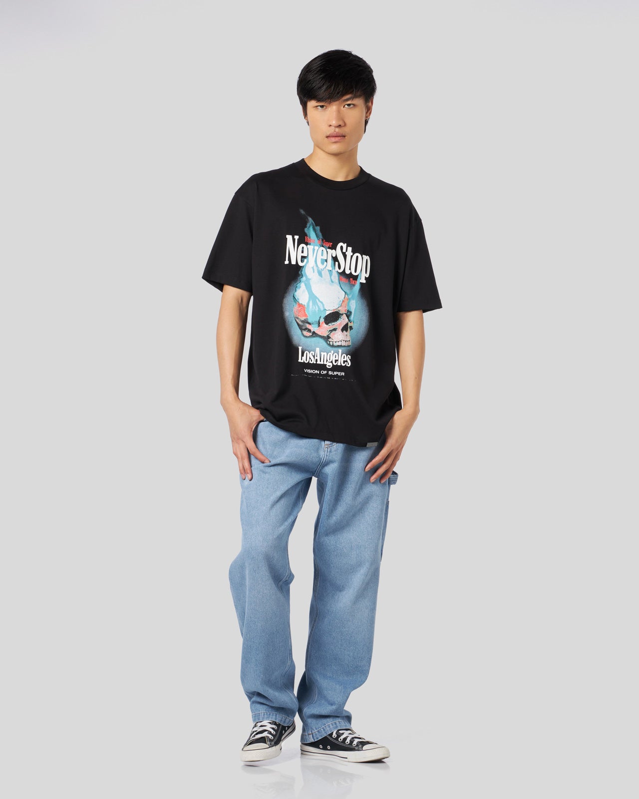 T-SHIRT NERA CON GRAFICA NEVER STOP