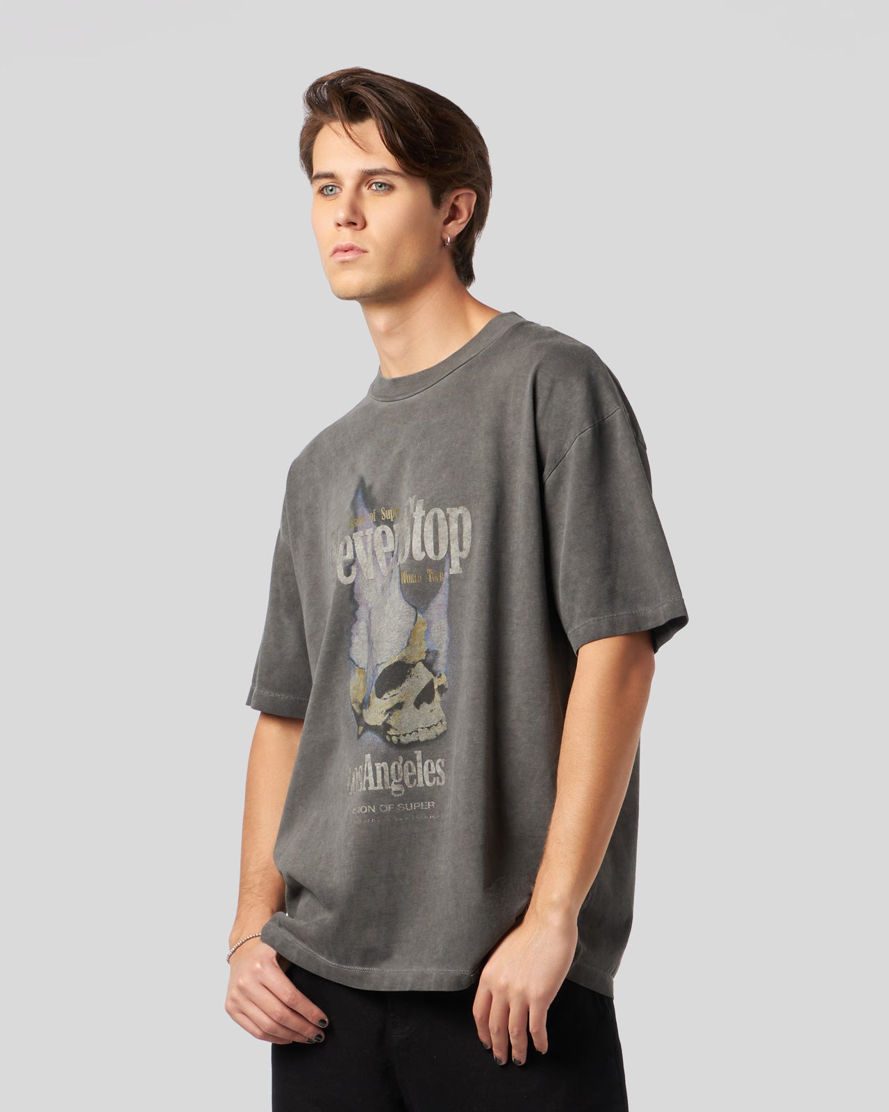 STONE WASH T-SHIRT WITH NEVER STOP PRINT