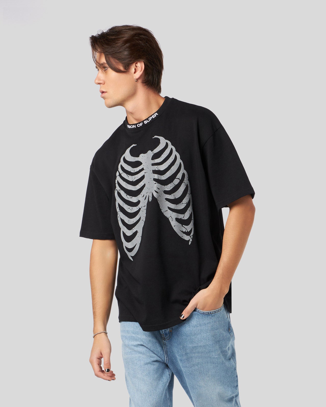 BLACK T-SHIRT WITH VISION RIB CAGE PRINT