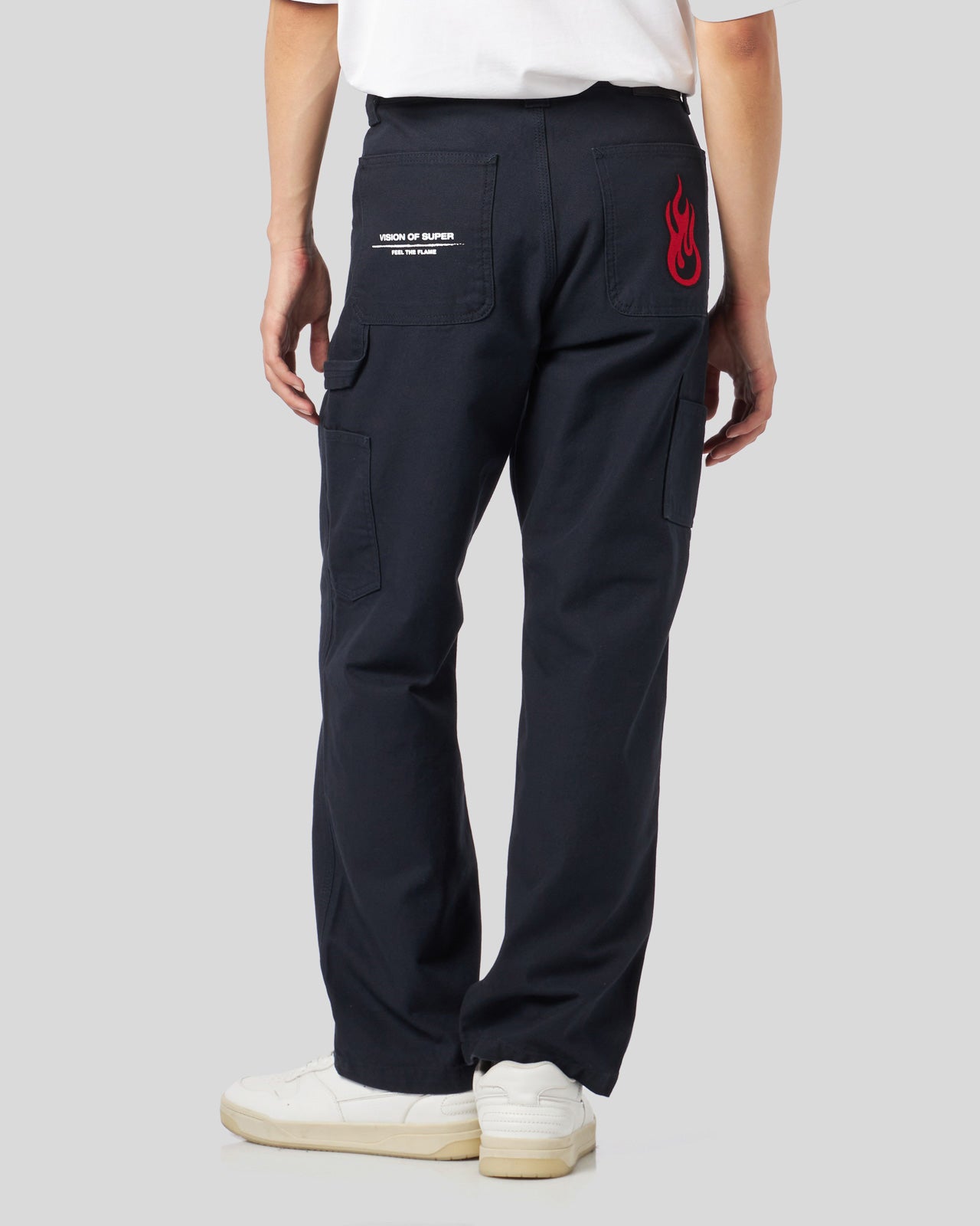 PANTALONE DENIM WORKER BLU SCURO CON PATCH FIAMME ICONICHE