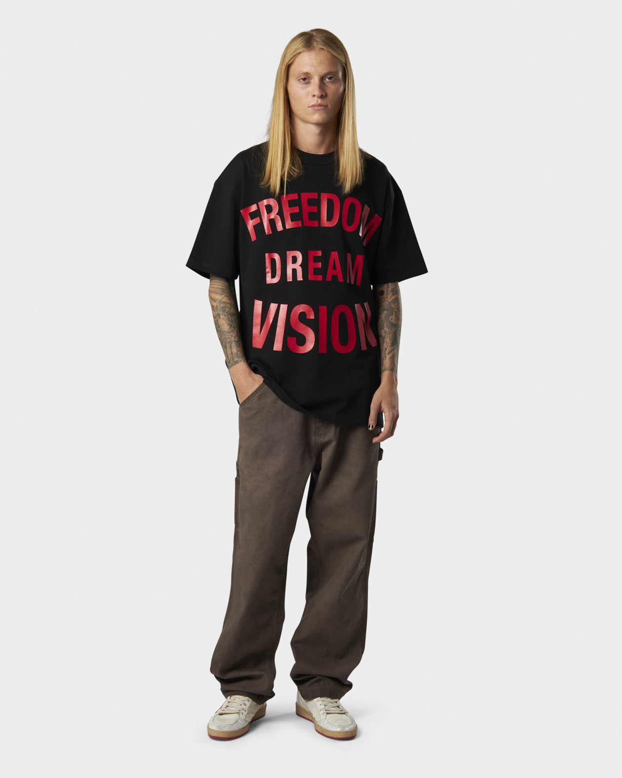 T-SHIRT NERA STAMPA FREEDOM