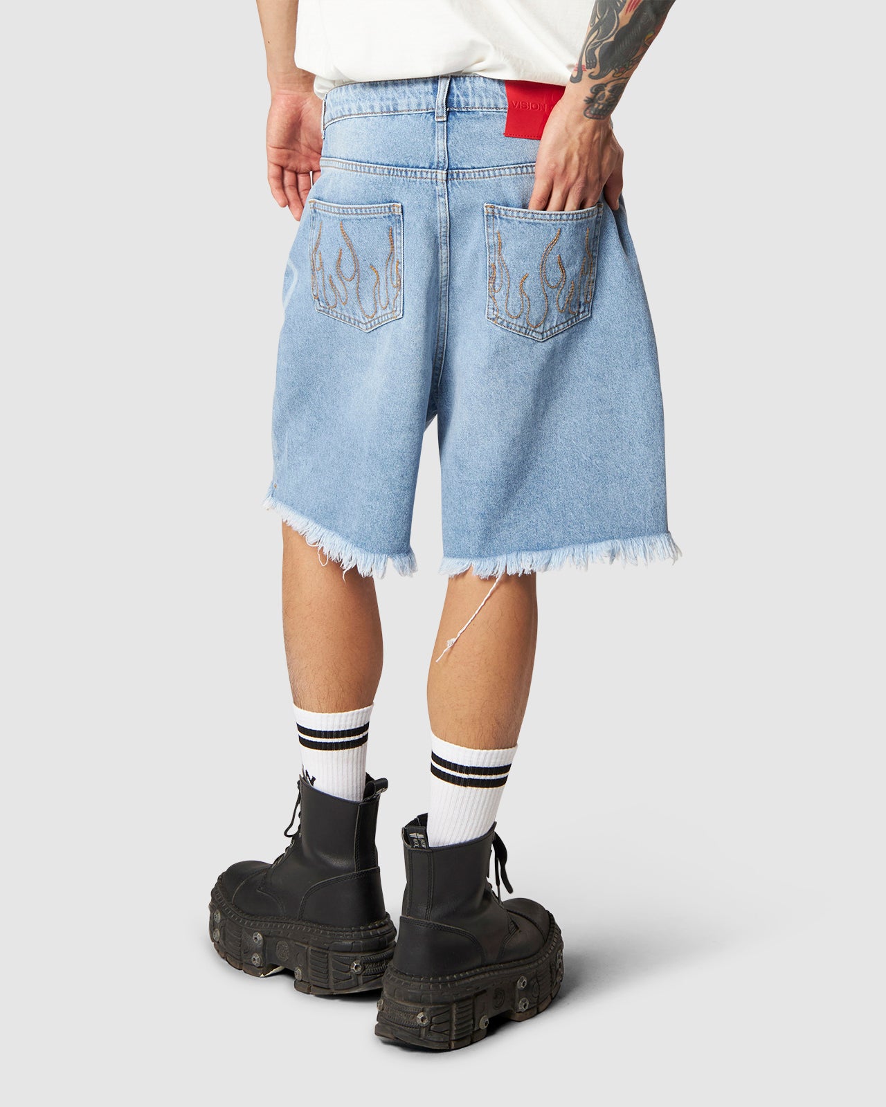 HEART LASER PRINT SHORTS DENIM