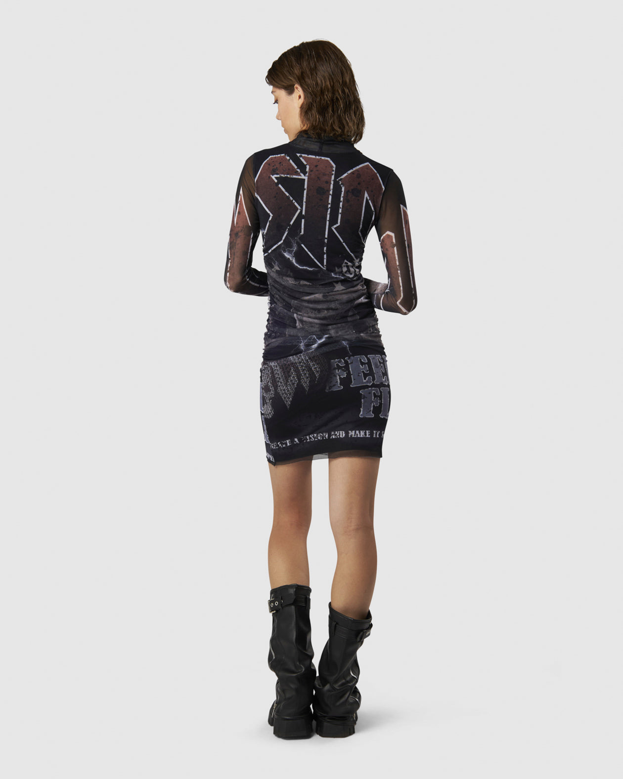 ABITO MIDI NERO CON GRAFICHE ROCK
