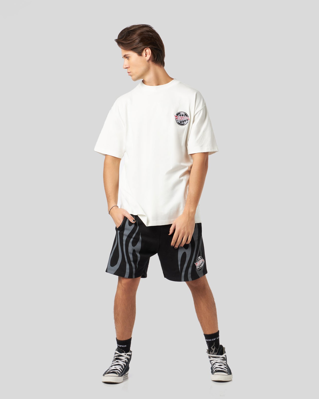 WHITE T-SHIRT WITH BLUE MOTOR PRINT