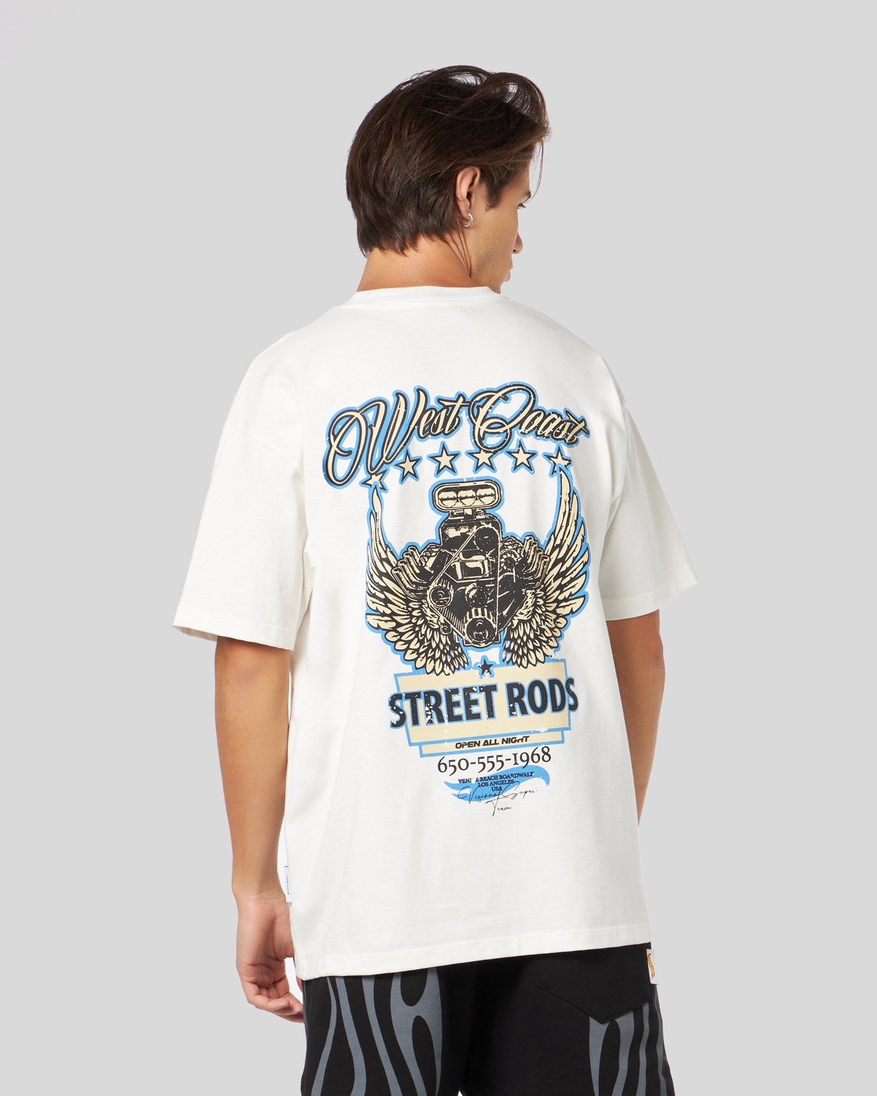 T-SHIRT BIANCA CON GRAFICA BLUE MOTOR