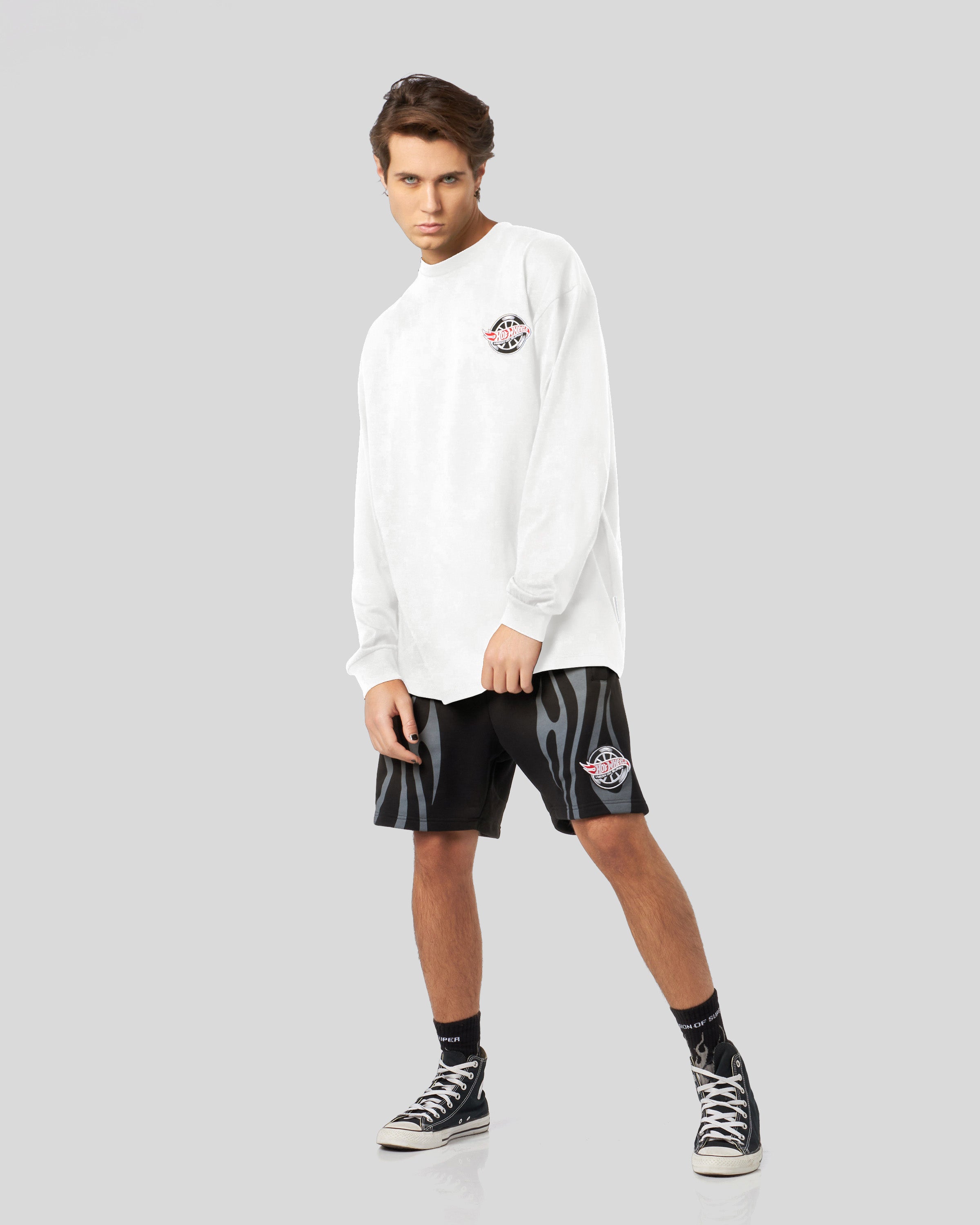 WHITE LONGSLEEVE WITH BLUE MOTOR PRINT