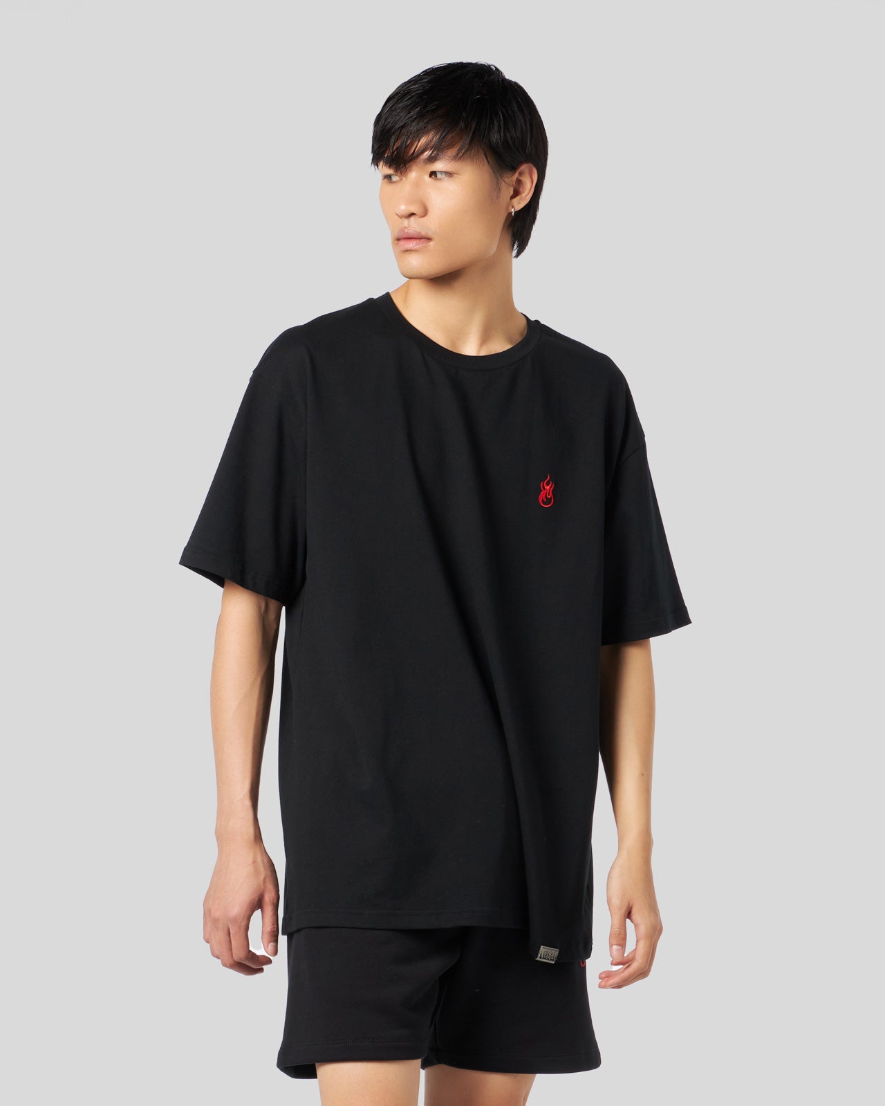 BLACK T-SHIRT WITH FLAMES LOGO