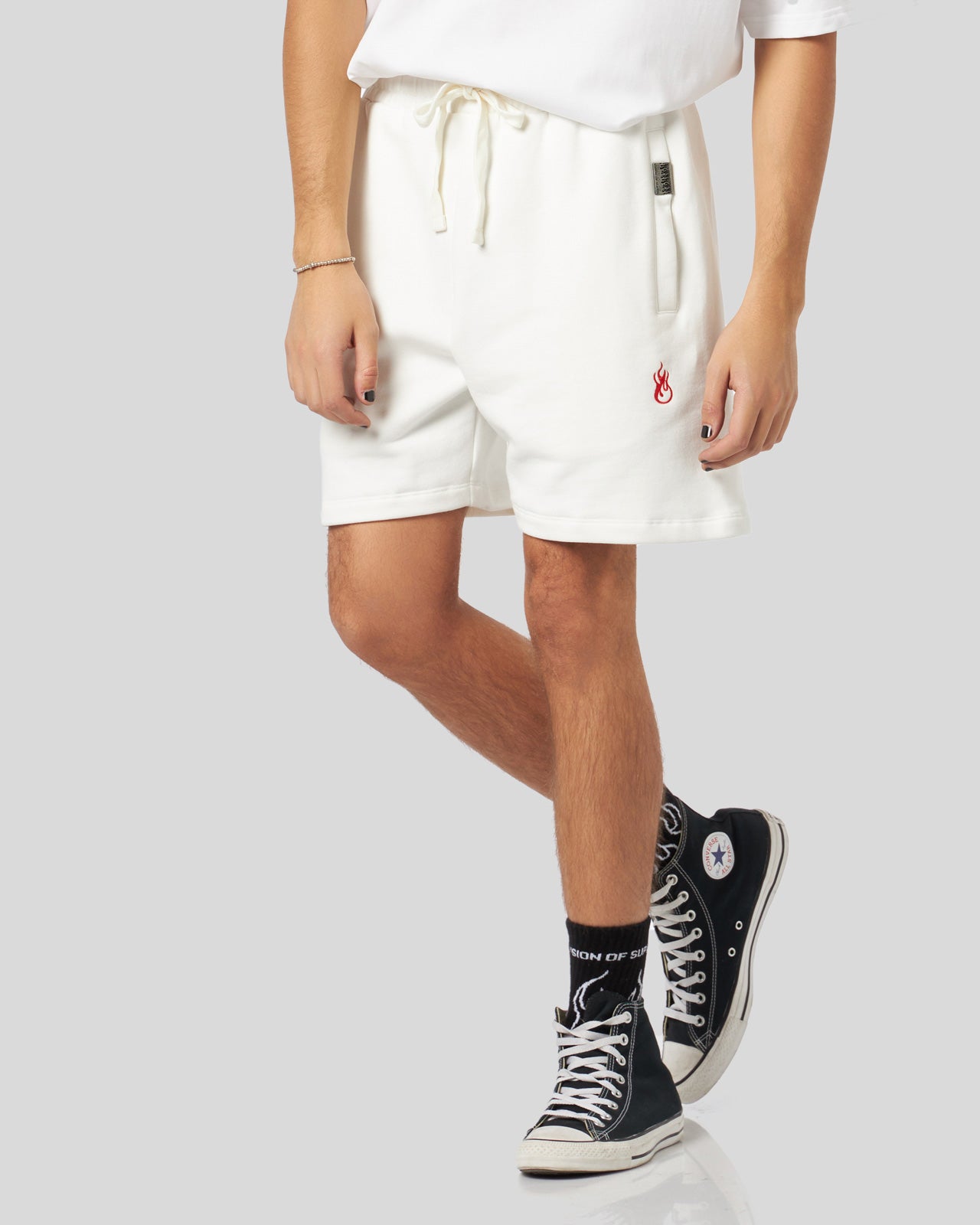 WHITE SHORTS WITH FLAMES LOGO