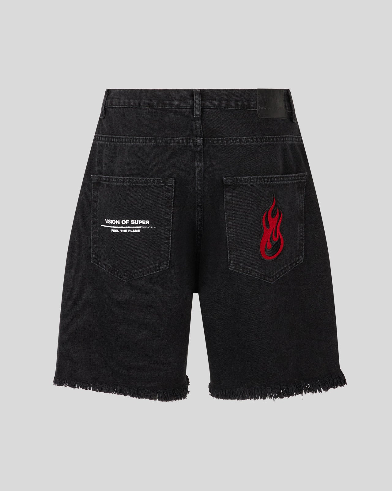 BLACK DENIM SHORTS WITH PRINTED LOGO AND FLAMES PATCH