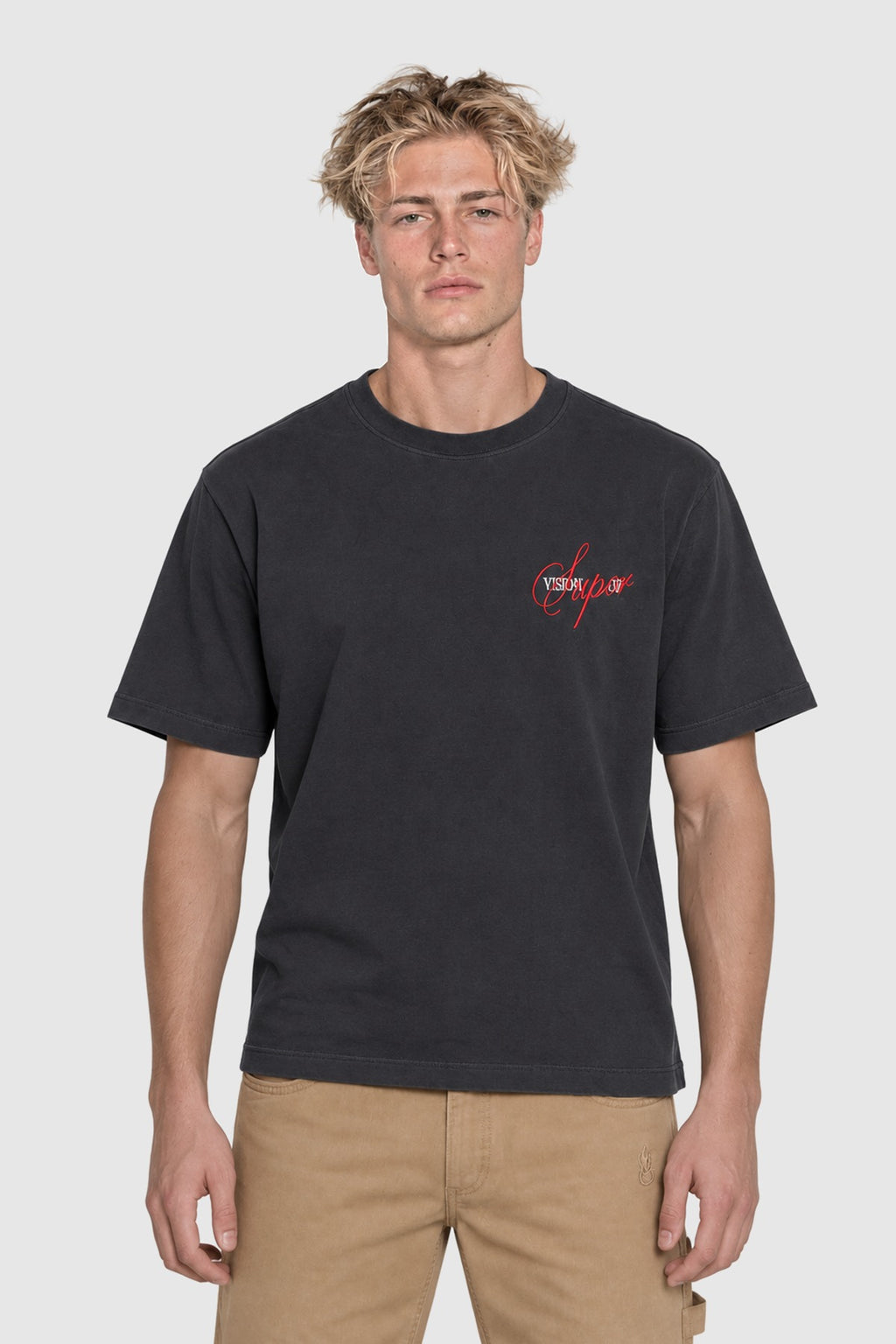 T-shirt con ricamo VOS – Nero