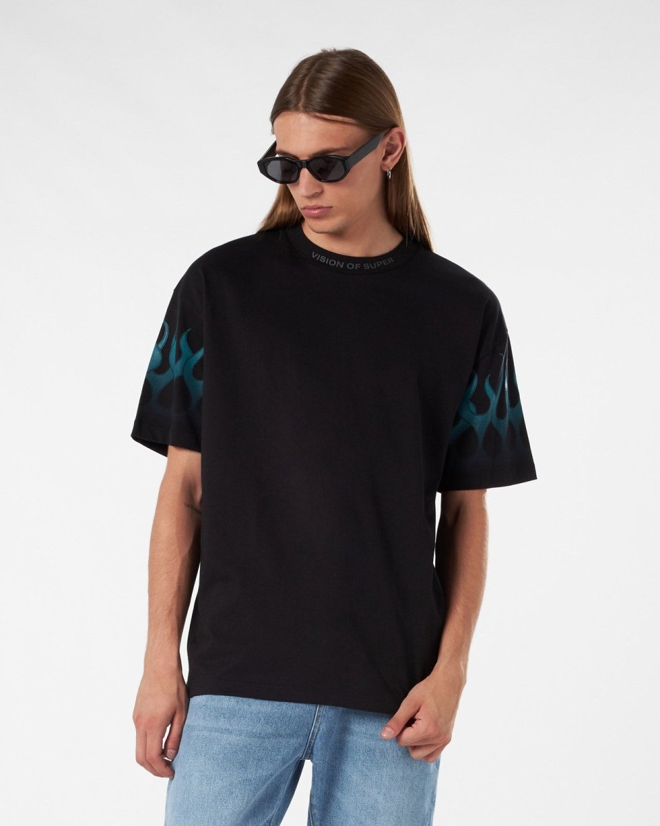 BLACK T-SHIRT WITH LIGHT BLUE GRADIENT FLAMES - Vision of Super